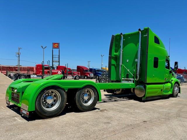 2020 Peterbilt 579-10