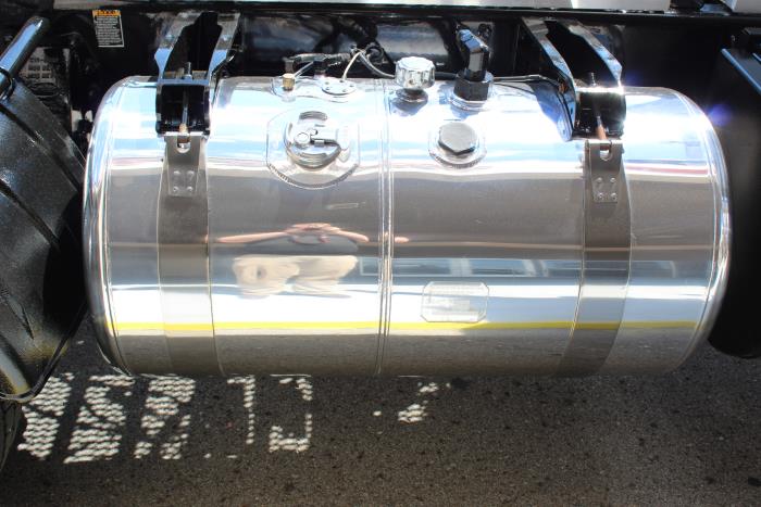 2019 Peterbilt 567-8