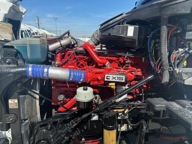 2021 Peterbilt 579-8