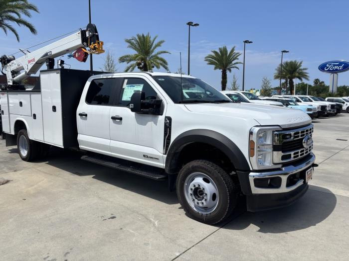 2024 Ford F-550-1