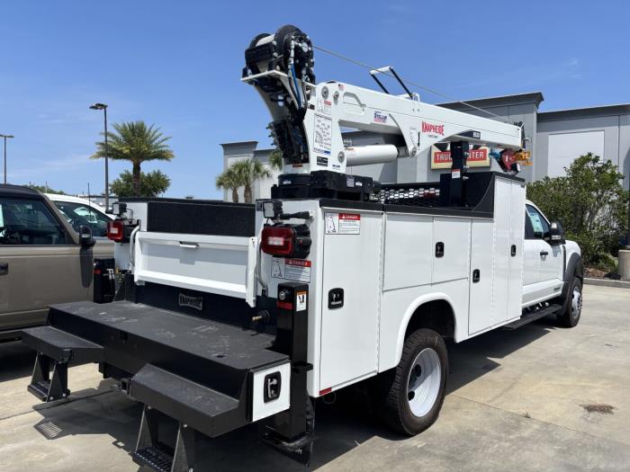 2024 Ford F-550-4