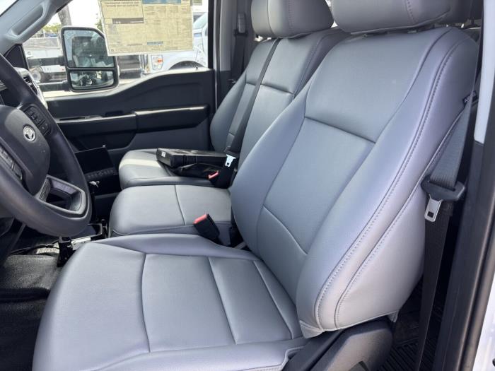 2024 Ford F-550-10