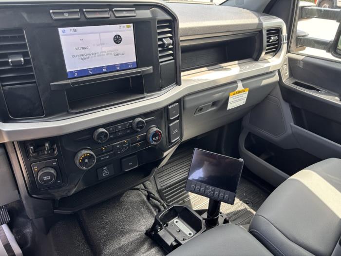 2024 Ford F-550-11