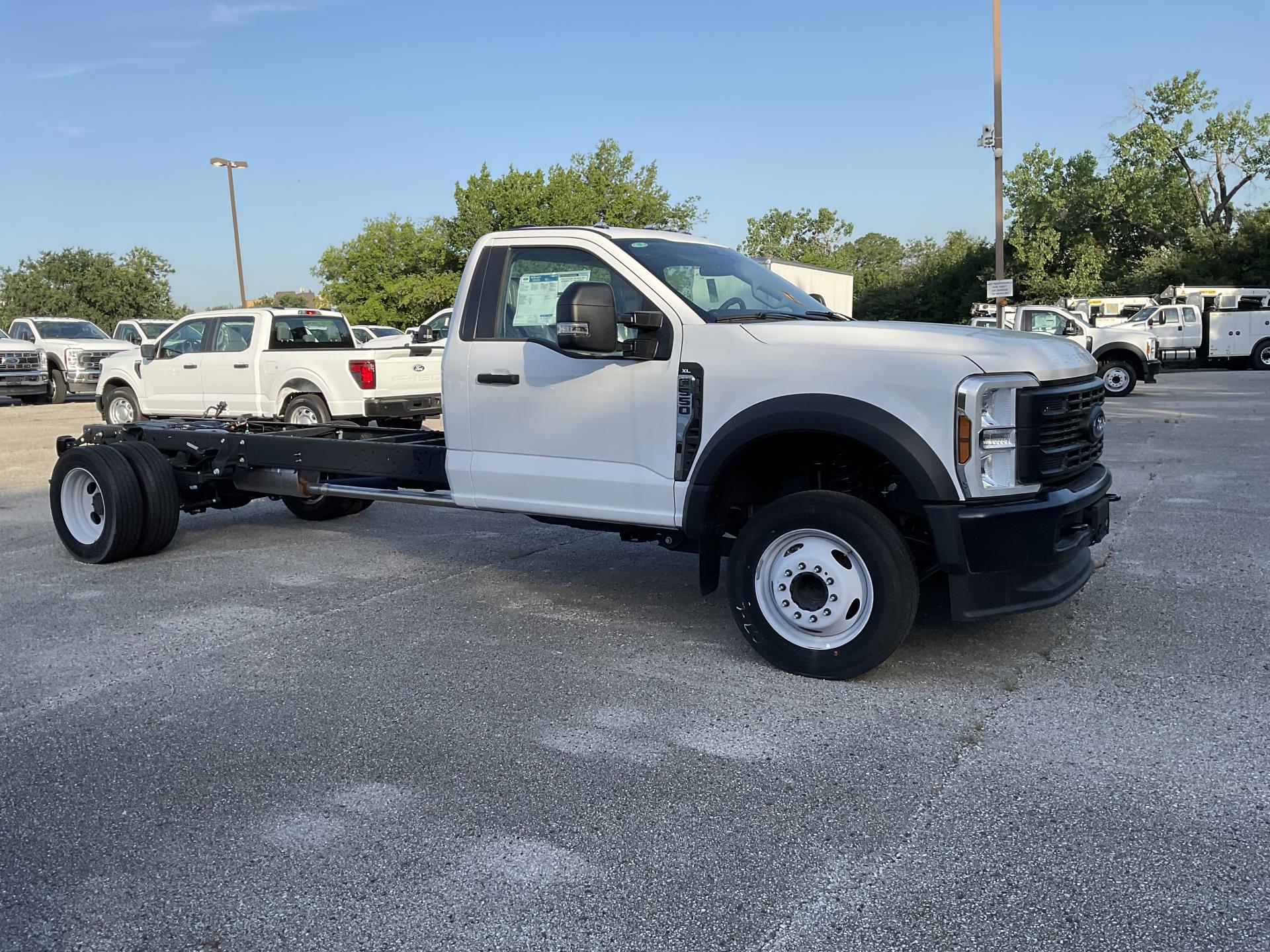 2024 Ford F-550 Regular Cab DRW 4x2 Cab Chassis for sale #1789066 - photo 7