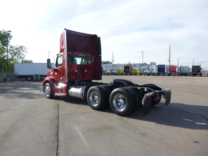 2022 Peterbilt 579-5