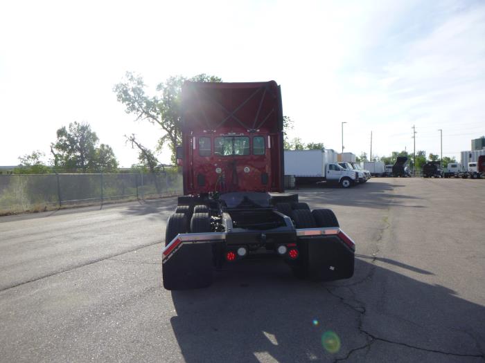 2022 Peterbilt 579-6