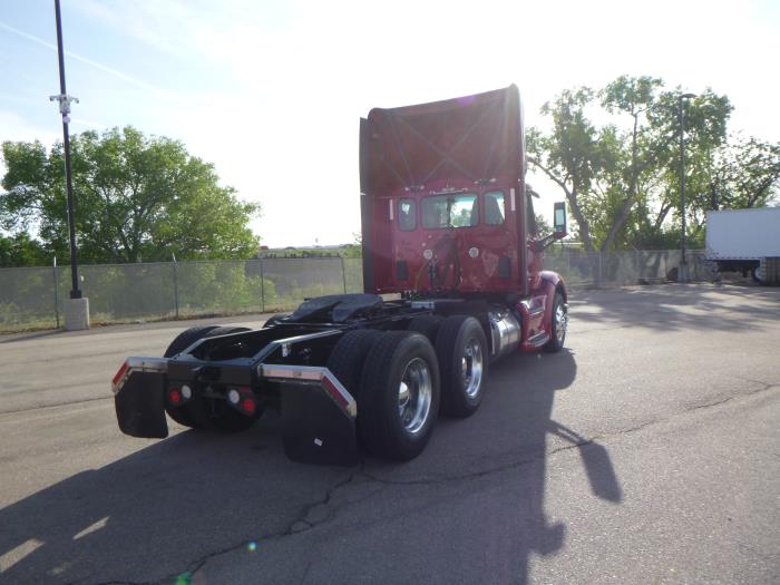 2022 Peterbilt 579-7