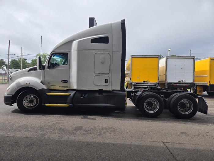 2021 Kenworth T680-7