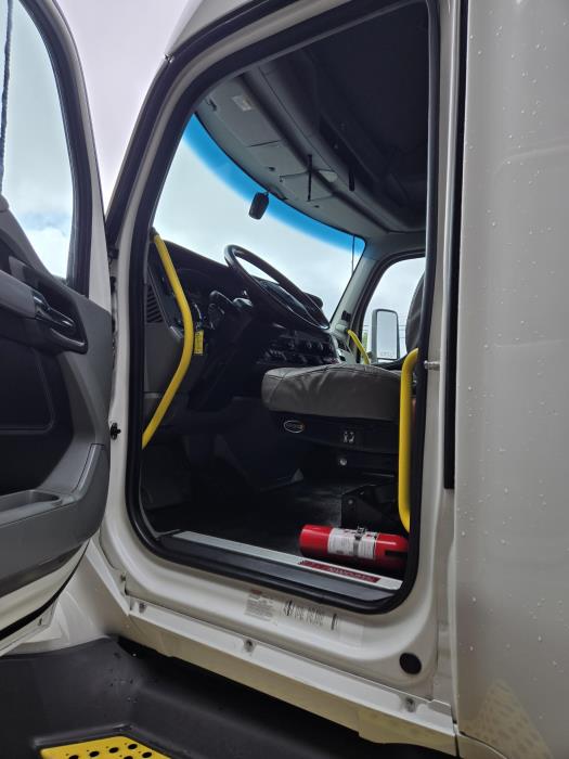 2021 Kenworth T680-19