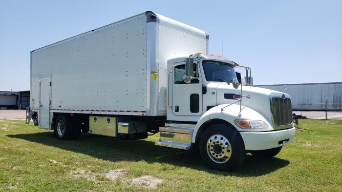 2020 Peterbilt 337-2