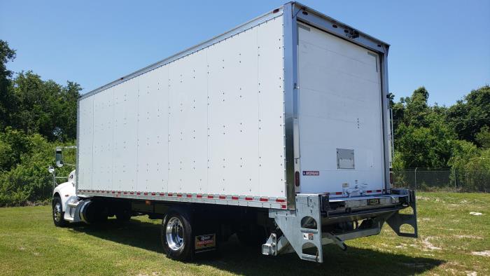 2020 Peterbilt 337-7