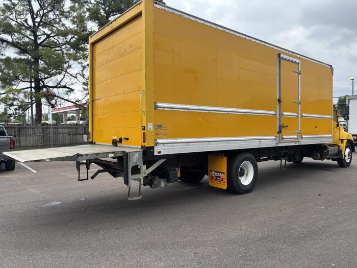 2019 Hino 268-12