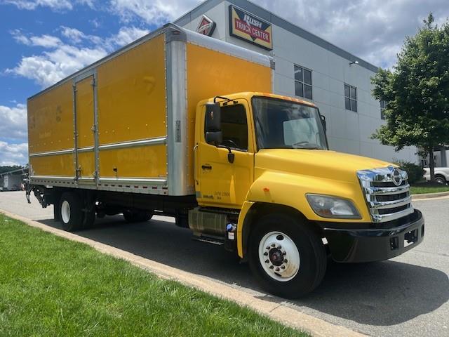 2019 Hino 268A-3