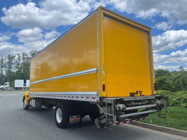 2019 Hino 268A-8