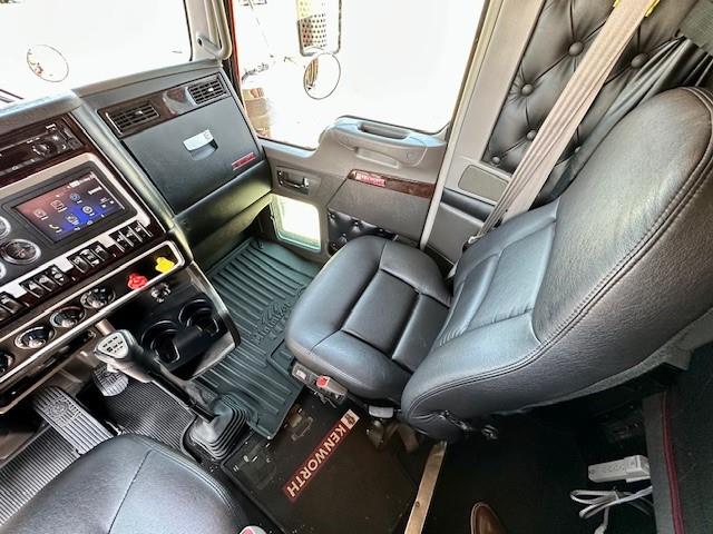 2021 Kenworth W900L-13