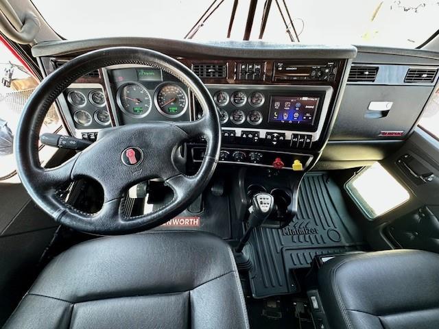 2021 Kenworth W900L-15