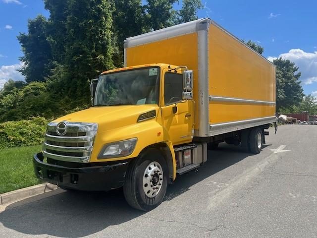 2020 Hino 268A-1