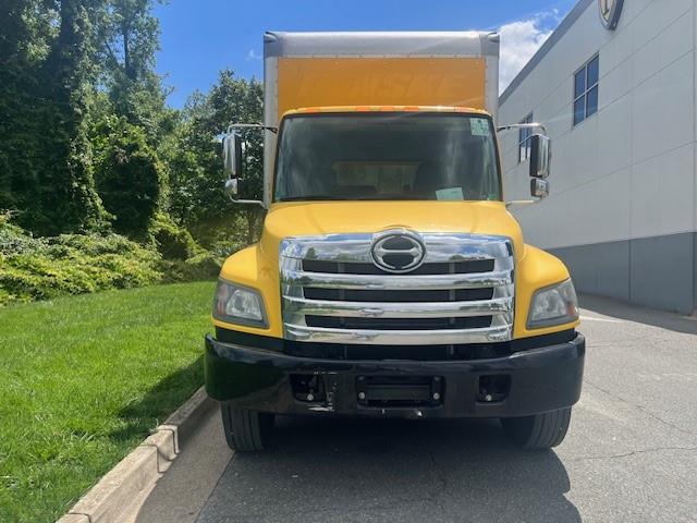 2020 Hino 268A-2