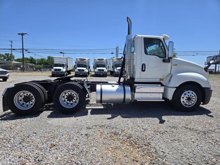 2021 International LT625-13