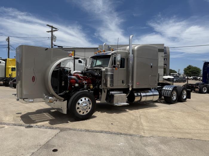 2019 Peterbilt 389-46
