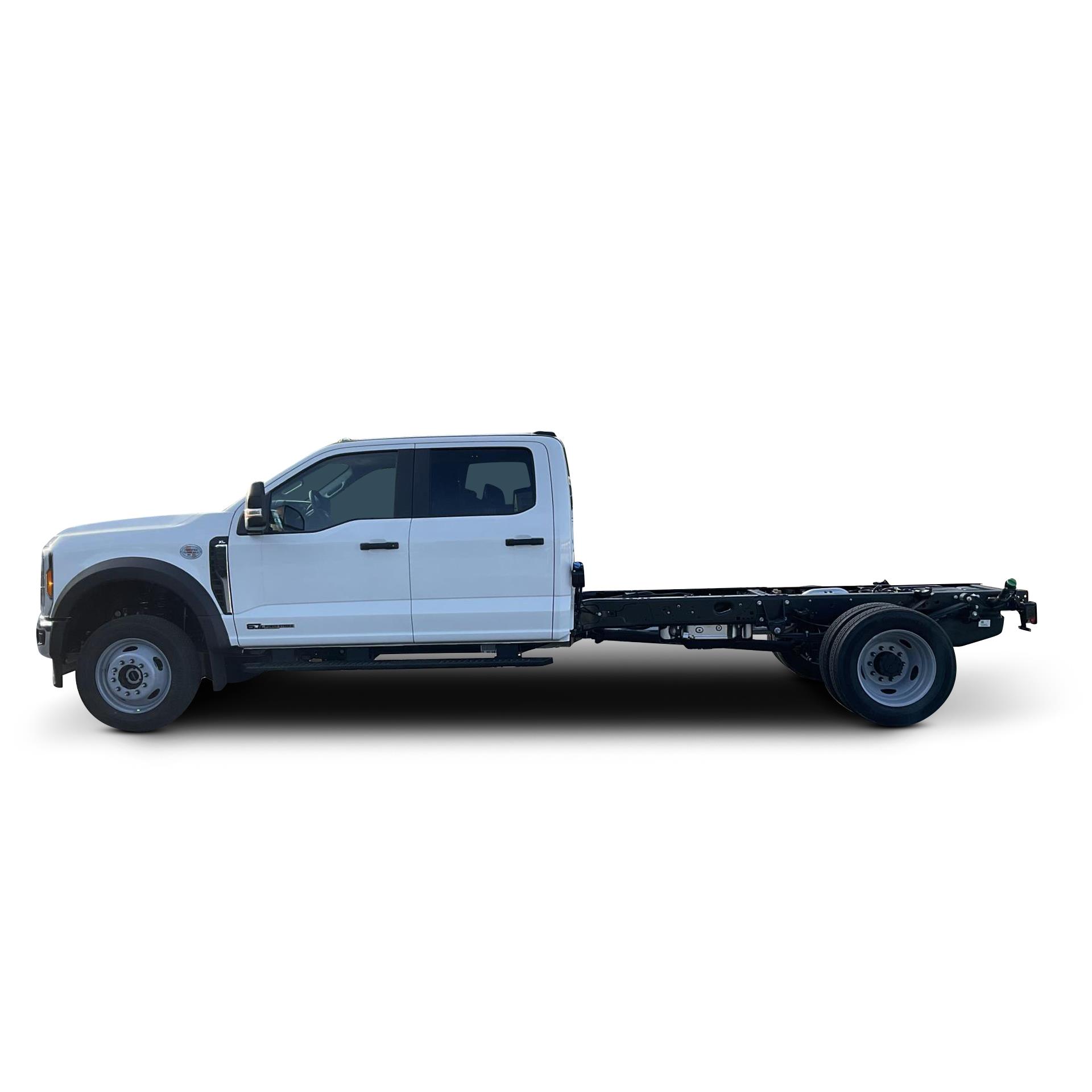 New 2025 Ford F-550 XL Crew Cab 4x4 Cab Chassis for sale #1886249 - photo 3