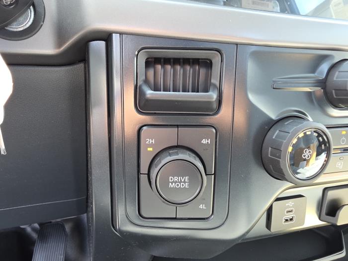 2025 Ford F-150-16