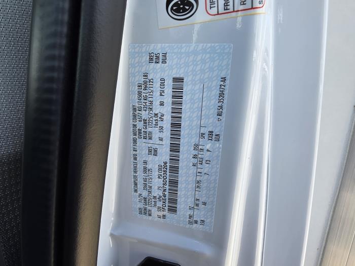 2025 Ford E-450-19