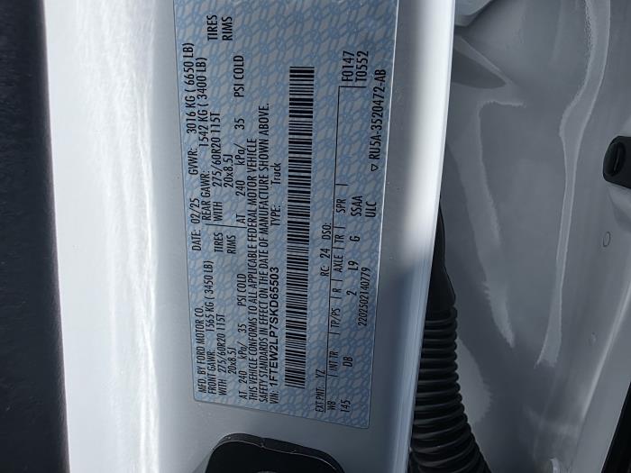 2025 Ford F-150-23