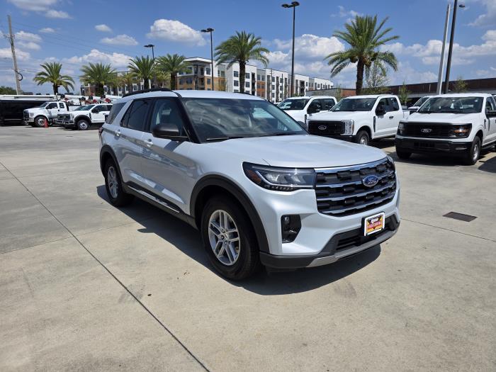 2025 Ford Explorer-3