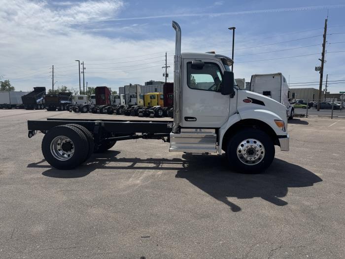2025 Peterbilt 536-8
