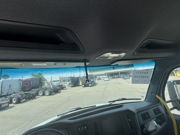 2025 Peterbilt 536-12