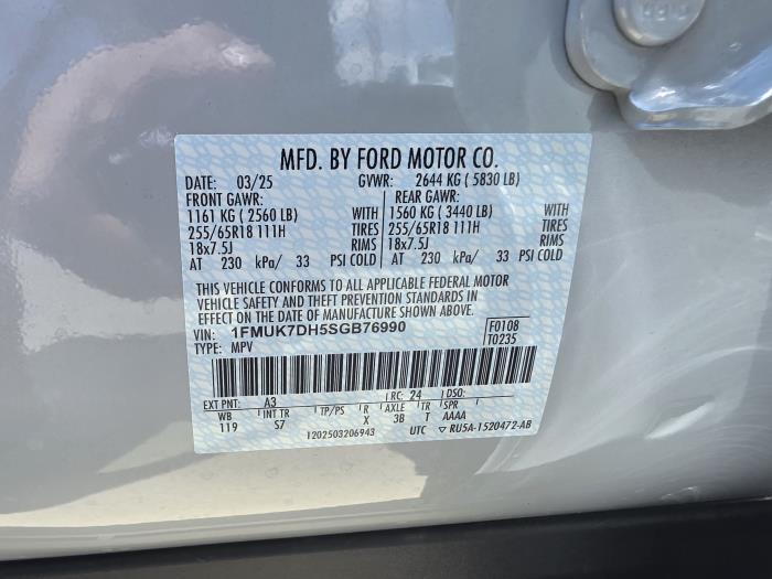 2025 Ford Explorer-20