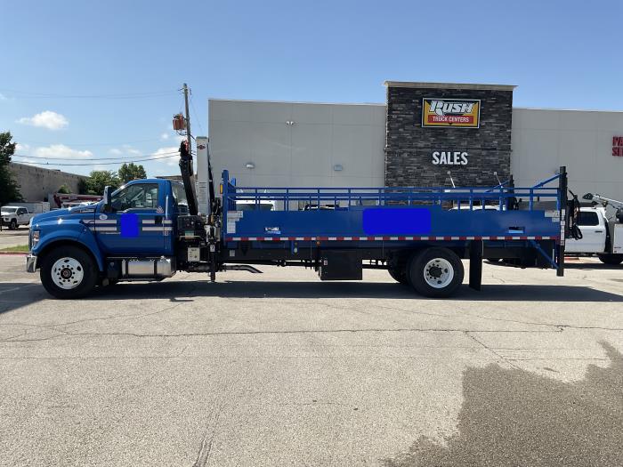 2024 Ford F-750-1
