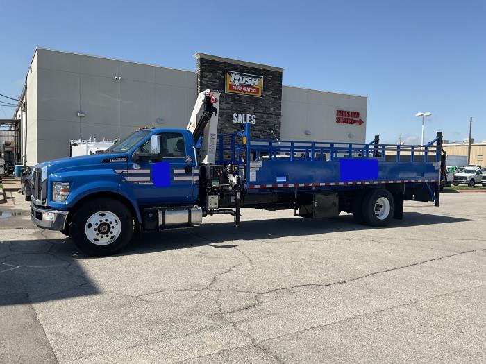 2024 Ford F-750-2