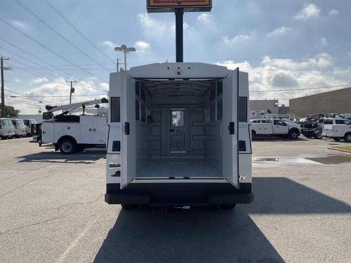 2026 Ford E-350-11