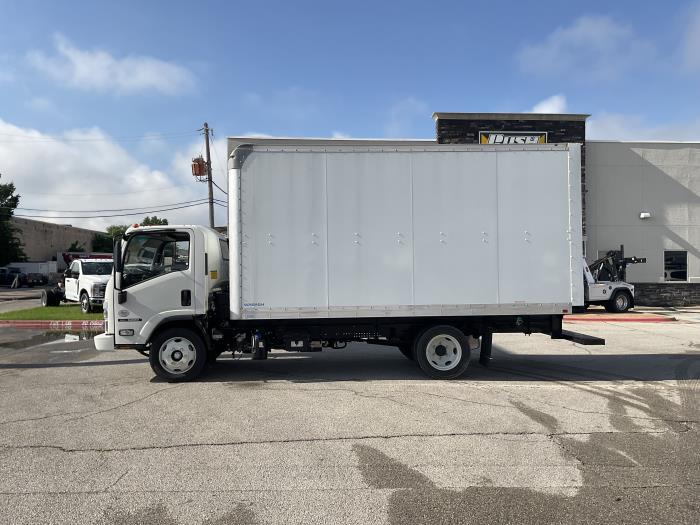 2024 Isuzu NRR-1