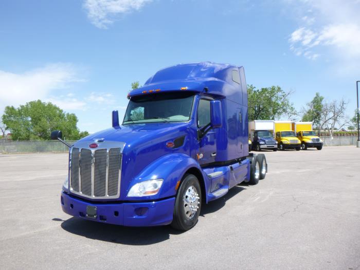 2022 Peterbilt 579-1