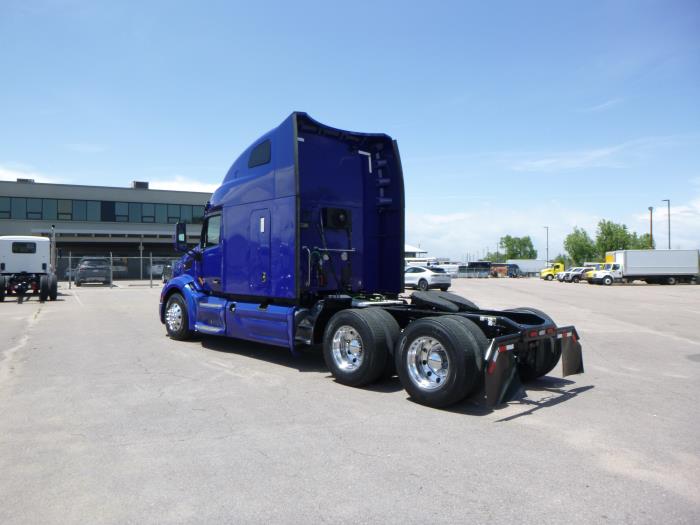 2022 Peterbilt 579-5