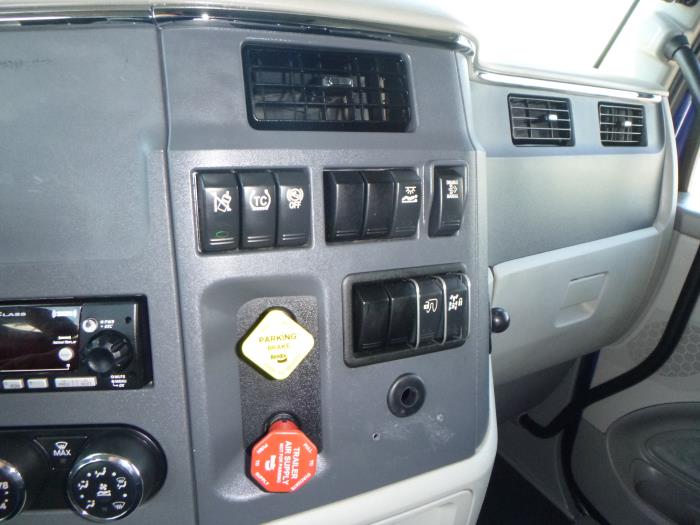 2022 Peterbilt 579-19