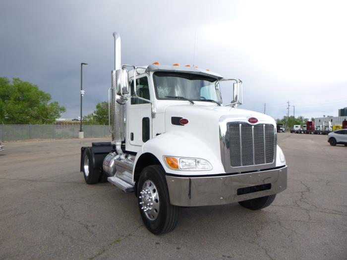 2018 Peterbilt 337-2