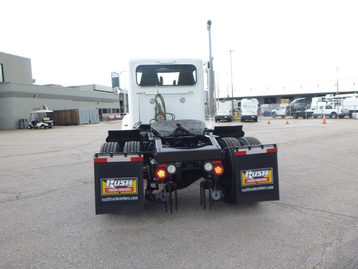 2018 Peterbilt 337-6