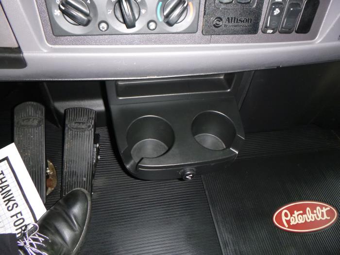 2018 Peterbilt 337-20