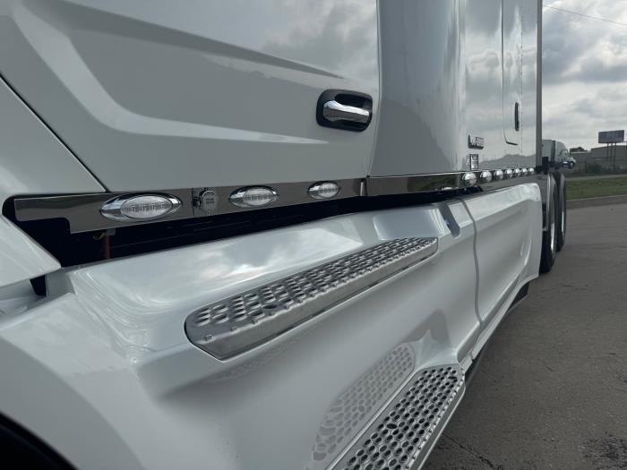 2026 Peterbilt 579-11
