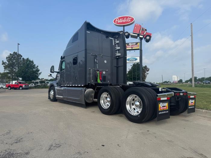 2026 Peterbilt 579-3
