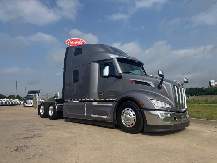 2026 Peterbilt 579-4