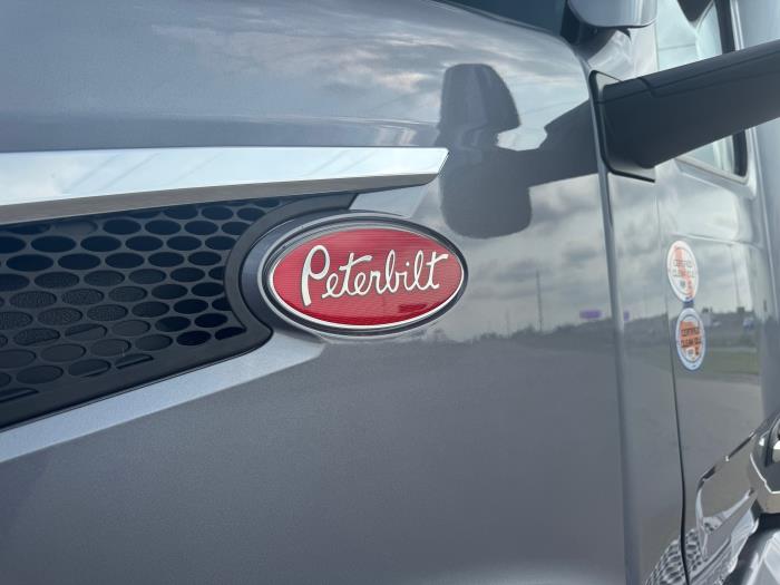 2026 Peterbilt 579-9