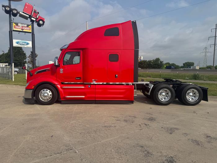2026 Peterbilt 579-2