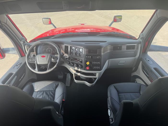 2026 Peterbilt 579-20