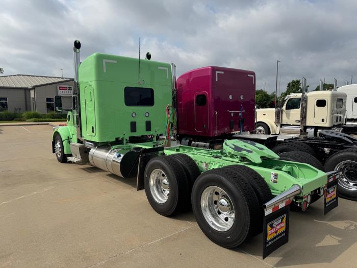 2026 Peterbilt 567-3