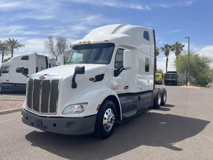 2021 Peterbilt 579-1